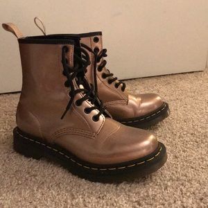 Dr. Martens 1460 Vegan Rose Gold